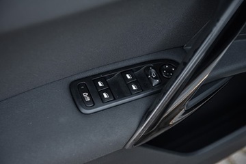 Peugeot 508 I SW 1.6 THP 156KM 2011 Peugeot 508 SW 1.6 Turbo 156PS full opcja keyles HeadUp Xenon Navi Gwaranc, zdjęcie 17