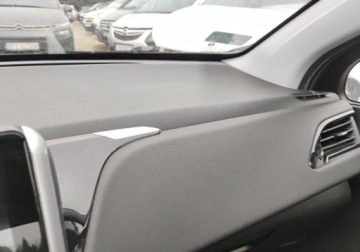 Peugeot 208 I 2014 Peugeot 208 2014r, 1.6 HDi. Uszkodzony lewy przod. Jezdzi 1.6 Diesel 90KM, zdjęcie 14