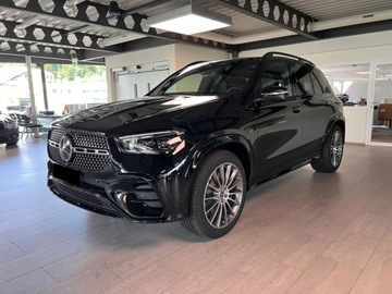 Mercedes GLE V167 SUV Facelifting 2.0 300d 269KM 2025 MERCEDES-BENZ GLE 300 d 4-Matic AMG Line 2.0 (269KM) 2025, zdjęcie 1