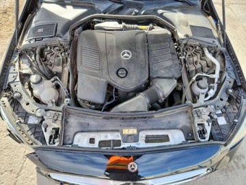 Mercedes Klasa C W206 2022 Mercedes-Benz Klasa C 300 4Matic 2022 2.0 Benzyna 255KM, zdjęcie 6