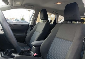 Toyota Auris II Hatchback 5d Dual VVT-i 100 99KM 2014 Toyota Auris Kupiony w Polsce - benzyna - przebieg 119.000 km 1.3 Benzyna, zdjęcie 19