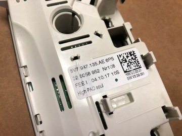 AUDI TT 8S LAMPA INTERIÉR LED 8V7947135AE