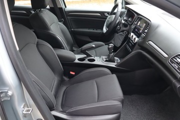 Renault Megane IV Grandtour Facelifting 1.3 TCe 140KM 2021 Renault Megane 1.3 TCe, Salon Polska, zdjęcie 8