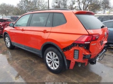 Volkswagen Tiguan II 2019 Volkswagen Tiguan 2019 VOLKSWAGEN TIGUAN 2.0T S 2.0 Benzyna 184KM, zdjęcie 3