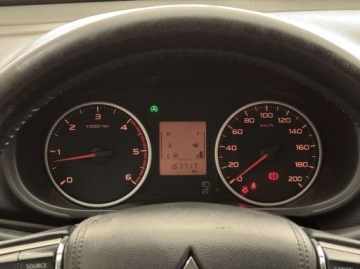 Mitsubishi L200 V Club Cab 2.4 154KM 2019 Mitsubishi L200 DC Invite EU6 Pickup Wyciagarka Hak Salon Polska FV23, zdjęcie 14