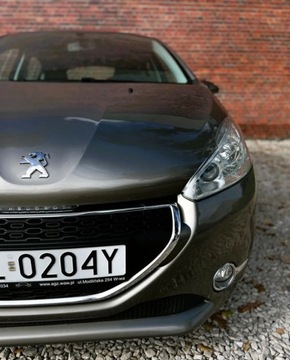 Peugeot 208 I Hatchback 3d 1.2 VTI 82KM 2013 Peugeot 208 Czujniki Parkowania Climatronic Alu Gwarancja w cenie Warszaw, zdjęcie 35