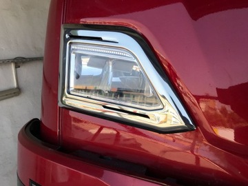 Scania S series nakładki na Halogeny górne Topline INOX