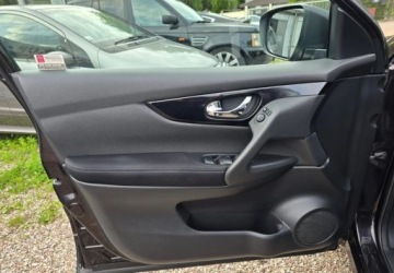 Nissan Qashqai II Crossover 1.2 DIG-T 115KM 2016 Nissan Qashqai Nissan Qashqai 1.2 DIG-T Acenta 1.2 Benzyna 115KM, zdjęcie 27