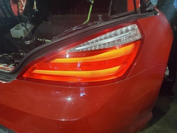 MERCEDES-BENZ SL R231 A2318200464 ZADNÍ STRANA PRAVÁ SVĚTLA USA