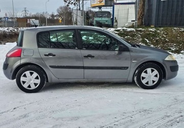 Renault Megane II Sedan 1.6 i 16V 115KM 2003 Renault Megane Renault Megane 1.6 Pack Expression 1.6 Benzyna 115KM, zdjęcie 10