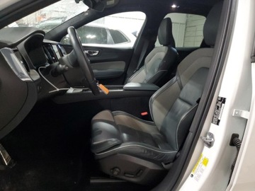 Volvo XC60 II 2021 Volvo XC 60 T5 R-Design 2021 2.0l 2.0 Benzyna 250KM, zdjęcie 7