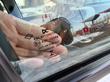 Renault Twingo III Hatchback SCe 70KM 2015 Renault Twingo ZAMIEŃ swoje auto lub zostaw w rozliczeniu Faktura VAT 23%, zdjęcie 15