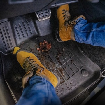 3D РЕЗИНОВЫЕ КОВРИКИ FIAT FREEMONT 2011-2016 Г.В.