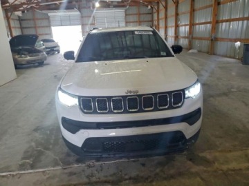 Jeep Compass II 2023 Jeep Compass Latitude 2023 2.0 Benzyna 200KM, zdjęcie 5