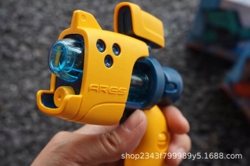 Мини акустико-оптический пистолет для детей.