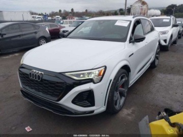 Audi 2024 Audi SQ8 e-tron Prestige Quattro 2024 Elektryczny 496KM, zdjęcie 1