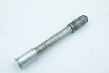 SUZUKI GSX-R 1300 HAYABUSA 99-07 OŚ OŚKA PRZÓD