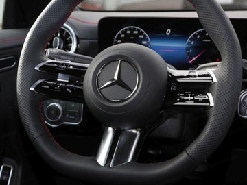 Mercedes CLA C118/X118 Coupe Facelifting 1.3 200 163KM 2025 MERCEDES-BENZ CLA 200 AMG Line Sedan 1.3 (163KM) 2025, zdjęcie 5