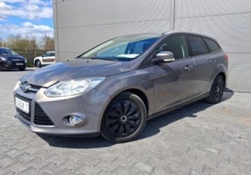 Ford Focus III Kombi 1.6 Duratorq TDCi DPF 115KM 2013 Ford Focus Bezwypadeksalonjedzie jak noweNAVI 1.6 Diesel 115KM