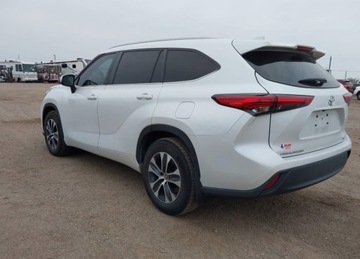 Toyota Highlander III 2023 Toyota Highlander 2023r., Xle, 2.4L, od ubezpieczalni 2.4 Benzyna 269KM, zdjęcie 4