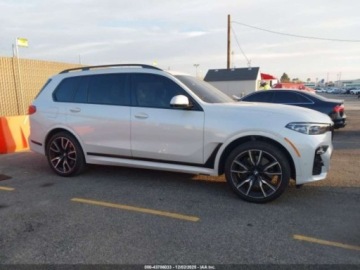 BMW X7 2022 BMW X7 2022 r., 3,0L XDRIVE40I 3.0 Benzyna 335KM, zdjęcie 13
