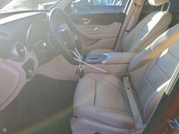 Mercedes GLC C254/X254 2022 Mercedes-Benz GLC 300 4Matic 2022 2.0 Benzyna 255KM, zdjęcie 7