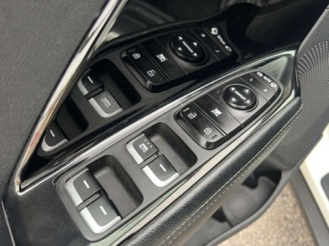 Kia Niro I Crossover 1.6 GDi Hybrid 141KM 2018 Kia Niro HYBRYDA AUTOMAT NAWIGACJA KLIMATYZACJA KAMERA COFANIA ASYSTENT PA, zdjęcie 22