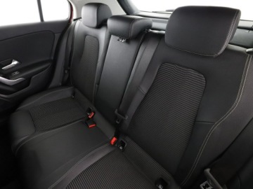 Mercedes Klasa A W177/V177 Hatchback 2.0 220 190KM 2019 Mercedes A 220 Progressive automat półskóra, zdjęcie 16