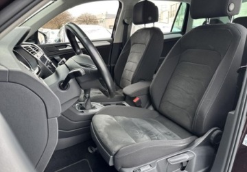 Volkswagen Tiguan II SUV 1.5 TSI EVO 130KM 2019 Volkswagen Tiguan SalonPL Comfortline 1.5TSI 130KM App Conect Czuj.Park LE, zdjęcie 9