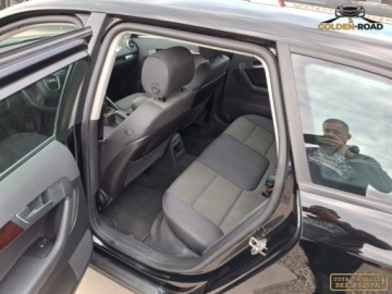 Audi A3 8P Hatchback 3d 1.4 TFSI 125KM 2010 Audi a3 1,4 tfsi 125KM klima elektryka alu xenon grz. fotele oplacony 1.4, zdjęcie 10