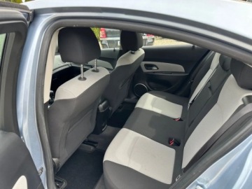 Chevrolet Cruze Sedan 1.6 16V DOHC 124KM 2011 Chevrolet Cruze Przebieg 92tyskm!!! bezwypadkowy 1.6 Benzyna 124KM, zdjęcie 9
