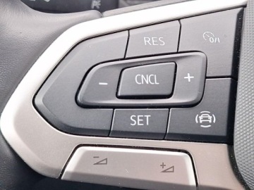 Volkswagen T-Cross SUV 1.0 TSI 110KM 2022 Volkswagen T-Cross Life 1.0 TSI 110 KM Benzyna 110KM, zdjęcie 15