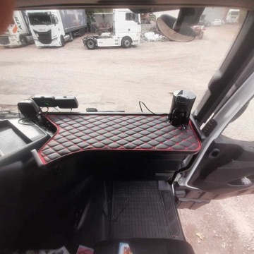 БОЛЬШОЙ СТОЛ-ПОЛКА С ЯЩИКОМ IVECO S-WAY 2019