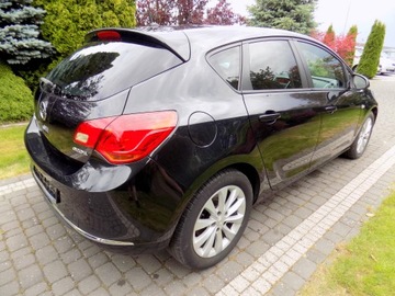 Opel Astra J GTC 1.7 CDTI ECOTEC 110KM 2013 OPEL ASTRA J 1,7 CDTi LIFT LED, zdjęcie 4