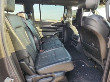 Jeep Wagoneer II 2023 Jeep Wagoneer Series III 2023 3.0 Benzyna 420KM, zdjęcie 10