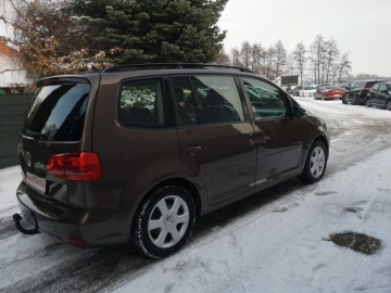 Volkswagen Touran II 1.6 TDI 105KM 2011 Volkswagen Touran 1.6 TDI 105KM Klimatronic, zdjęcie 4