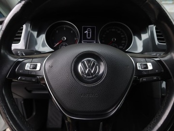 Volkswagen Golf VII Variant Facelifting 1.6 TDI-CR DPF BMT 115KM 2017 VW Golf 1.6 TDI, Navi, Klima, Klimatronic, zdjęcie 17