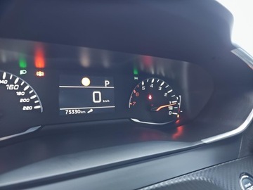 Peugeot 2008 2021 Peugeot 2008 1.2 PureTech Allure S&amp;S EAT8, zdjęcie 21