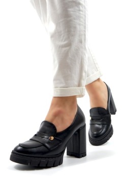 Женские туфли на высоком каблуке черного цвета, размер 36.