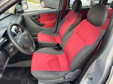 Opel Combo C Van 1.6 ECOTEC 87KM 2003 Opel Combo Tour 1.6 benzyna 87KM 2003r, zdjęcie 13