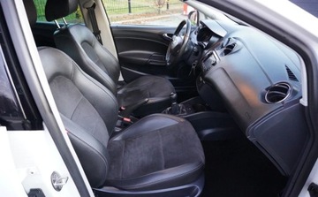 Seat Ibiza IV Hatchback 5d Facelifting 1.2 70KM 2014 Seat Ibiza Bezwypadkowy Serwisowany 1-Wlasciciel Navi Tempomat 1.2 MPI Pie, zdjęcie 18