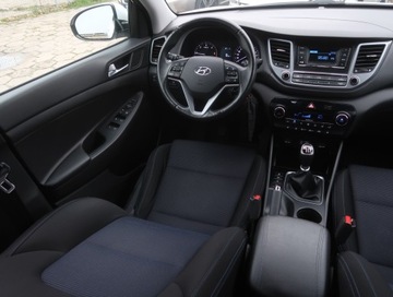 Hyundai Tucson III SUV 1.7 CRDI 115KM 2015 Hyundai Tucson 1.7 CRDi, Salon Polska, Serwis ASO, zdjęcie 6