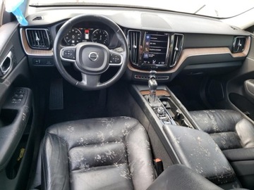 Volvo XC60 II 2021 Volvo XC 60 T5 Momentum 2021 2.0l 2.0 Benzyna 250KM, zdjęcie 8