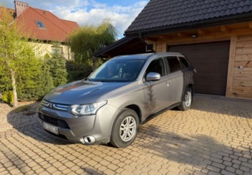 Mitsubishi Outlander III 2013 Mitsubishi Outlander Outlander 2.3 D 150 KM zadbany pozadny woz 2.3, zdjęcie 18