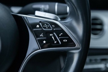 Mercedes Klasa E W213 Limuzyna Facelifting 2.0 E220d 194KM 2021 Mercedes-Benz Klasa E E220d 4 Matic AMG Salon Polska Autotrade Mercedes, zdjęcie 22