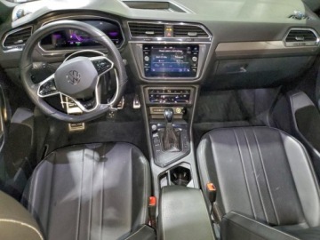 Volkswagen Tiguan II 2023 Volkswagen Tiguan Se R-Line Black 2023 2.0 Benzyna 184KM, zdjęcie 8