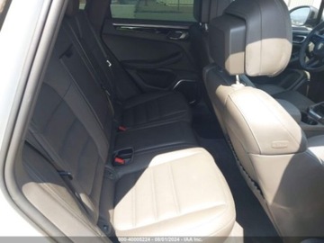 Porsche Macan 2023 Porsche Macan 2023r, T, 2.0L, 4x4 3.0 Benzyna 261KM, zdjęcie 10