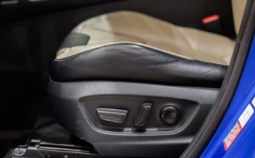 Toyota C-HR I Crossover Facelifting 2.0 Hybrid Dynamic Force 184KM 2019 Toyota C-HR 2.0 Hybrid Selection 2.0 Hybryda 184KM, zdjęcie 31