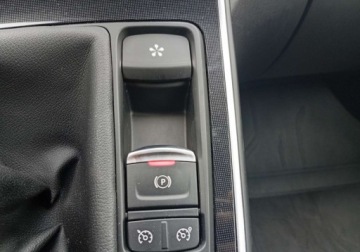 Renault Scenic IV 1.2 Energy TCe 130KM 2017 Renault Scenic Zarejestrowany - ubezpieczony - wersja Bose 1.2 Benzyna, zdjęcie 31