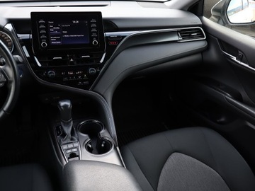 Toyota Camry IX Sedan 2.5 Hybrid Dynamic Force 218KM 2021 Toyota Camry 2.5 Hybrid, Salon Polska, zdjęcie 7